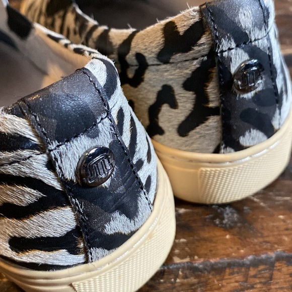 Maruti Calf Hair Berry Hairon Sneakers - Picture 5 of 10